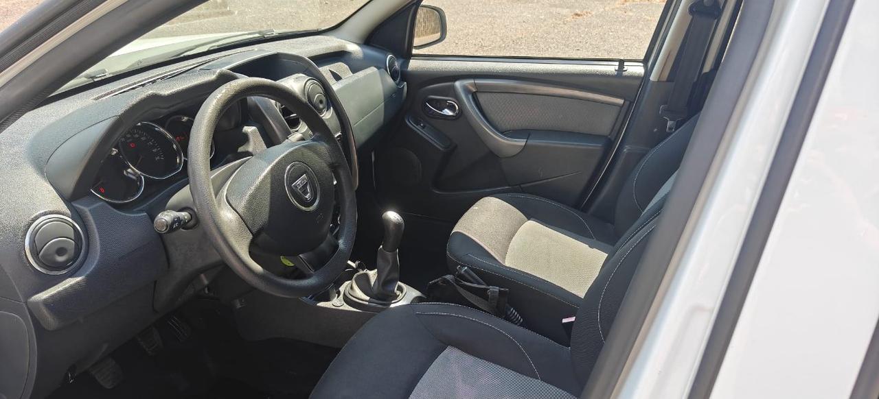 Dacia Duster 1.6 Laureate Family Gpl 4x2 s&s 115cv