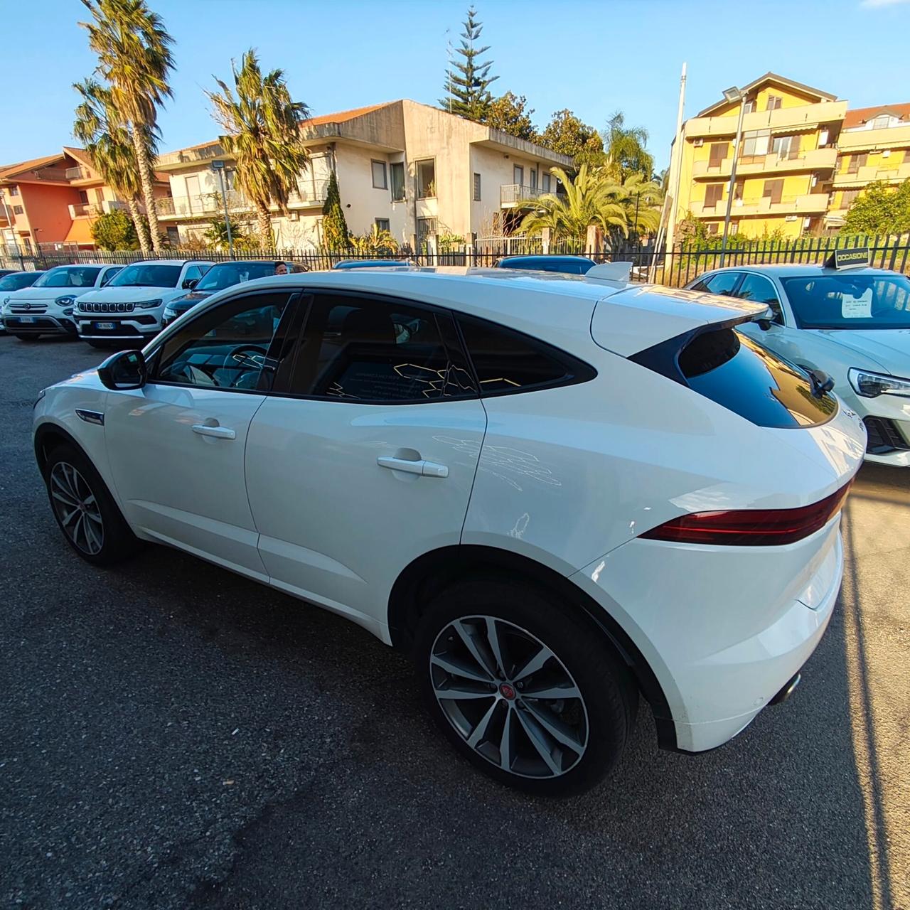 Jaguar E-Pace 2.0D 150 CV AWD aut. R-Dynamic SE