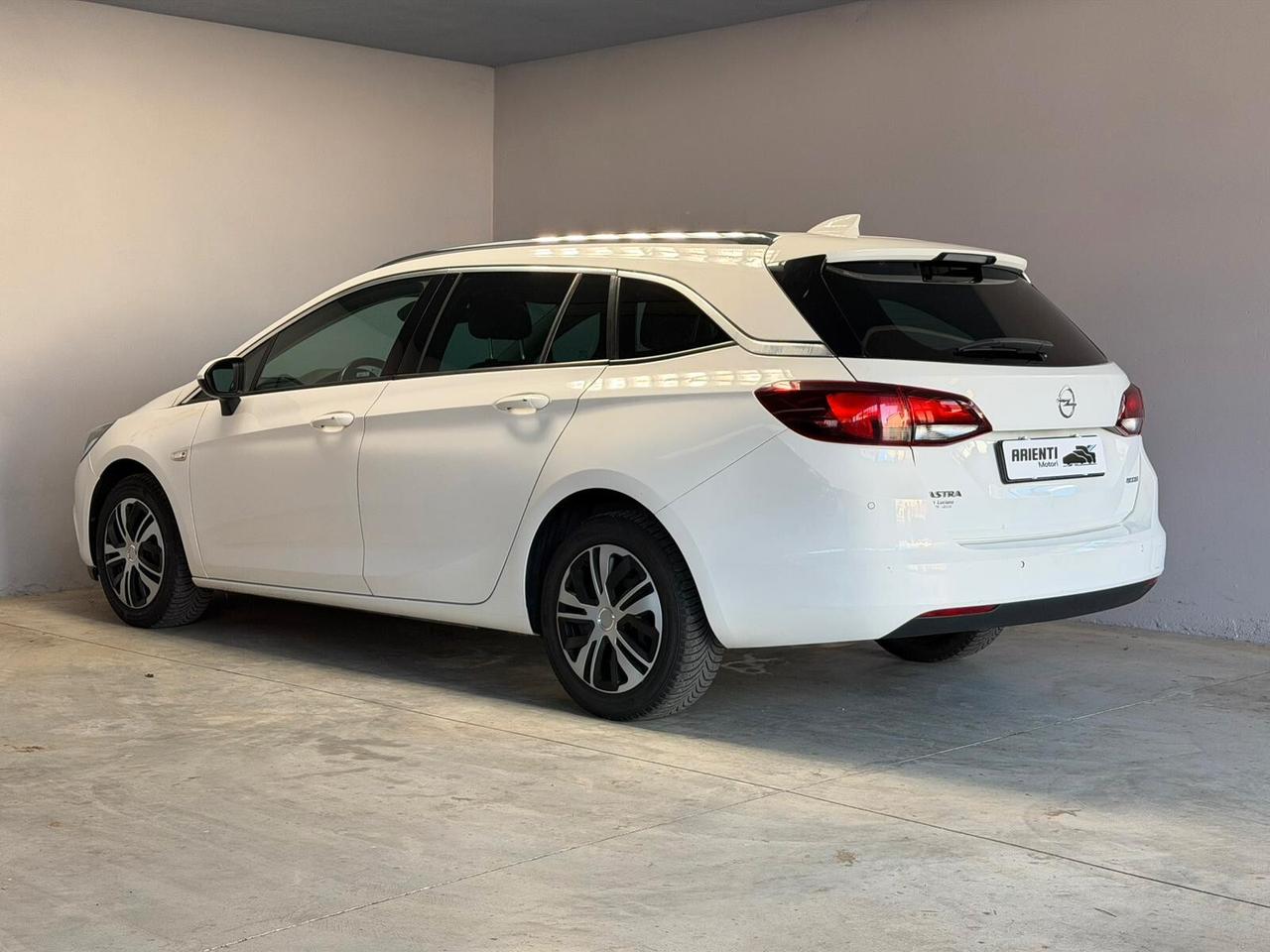 Opel Astra Sports Tourer 1.0cc INNOVATION 105cv - 1 PROPRIETARIO FULL OPT.