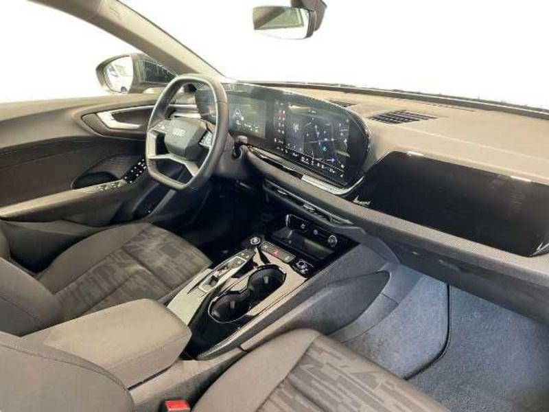 Audi A5 III 2024 Avant Avant 2.0 tdi mhev+ Business Advanced 204cv s-tronic