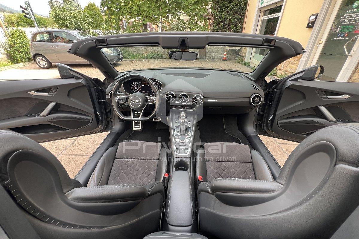 AUDI TT Roadster 2.0 TFSI quattro S tronic S line