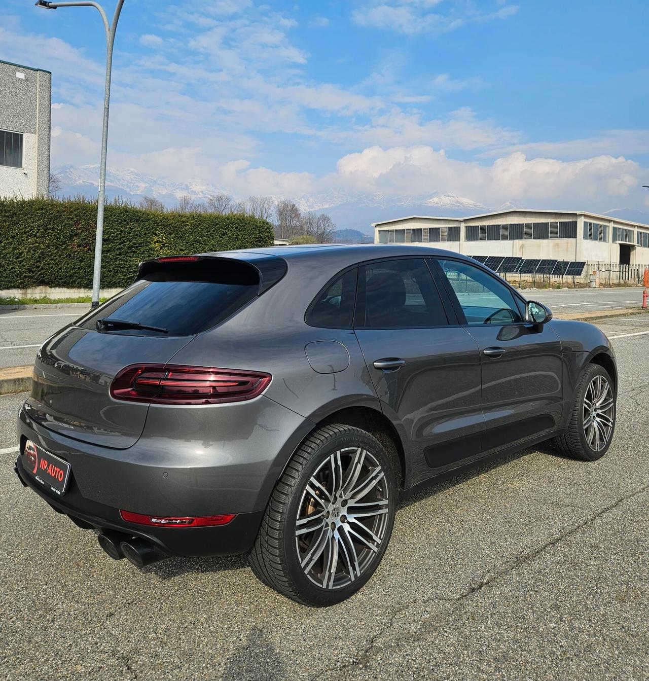 Porsche Macan 2.0 turbo benzina