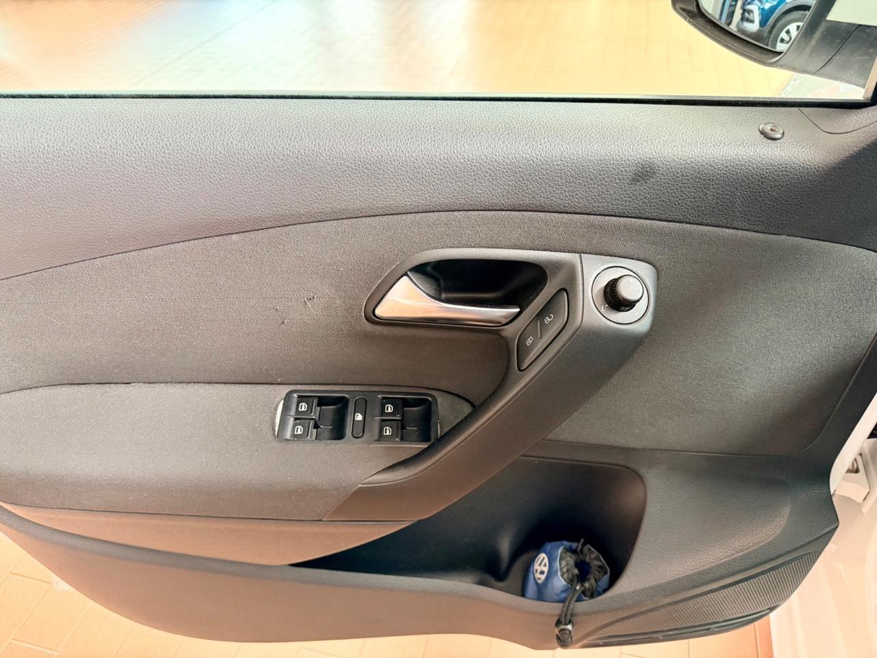 Volkswagen Polo VW 1.6Benz/GPL 82cv Neopat