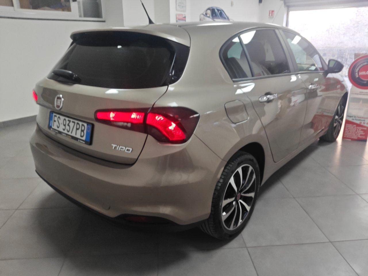 Fiat Tipo 5 Porte Tipo 5p 1.4 tjt Lounge Gpl 120cv