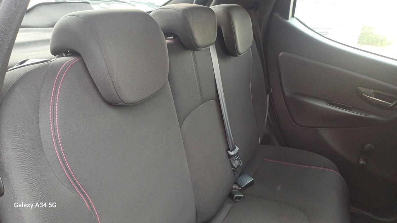 Lancia Ypsilon 1.2 69 CV 5 porte GPL Ecochic S Momodesign