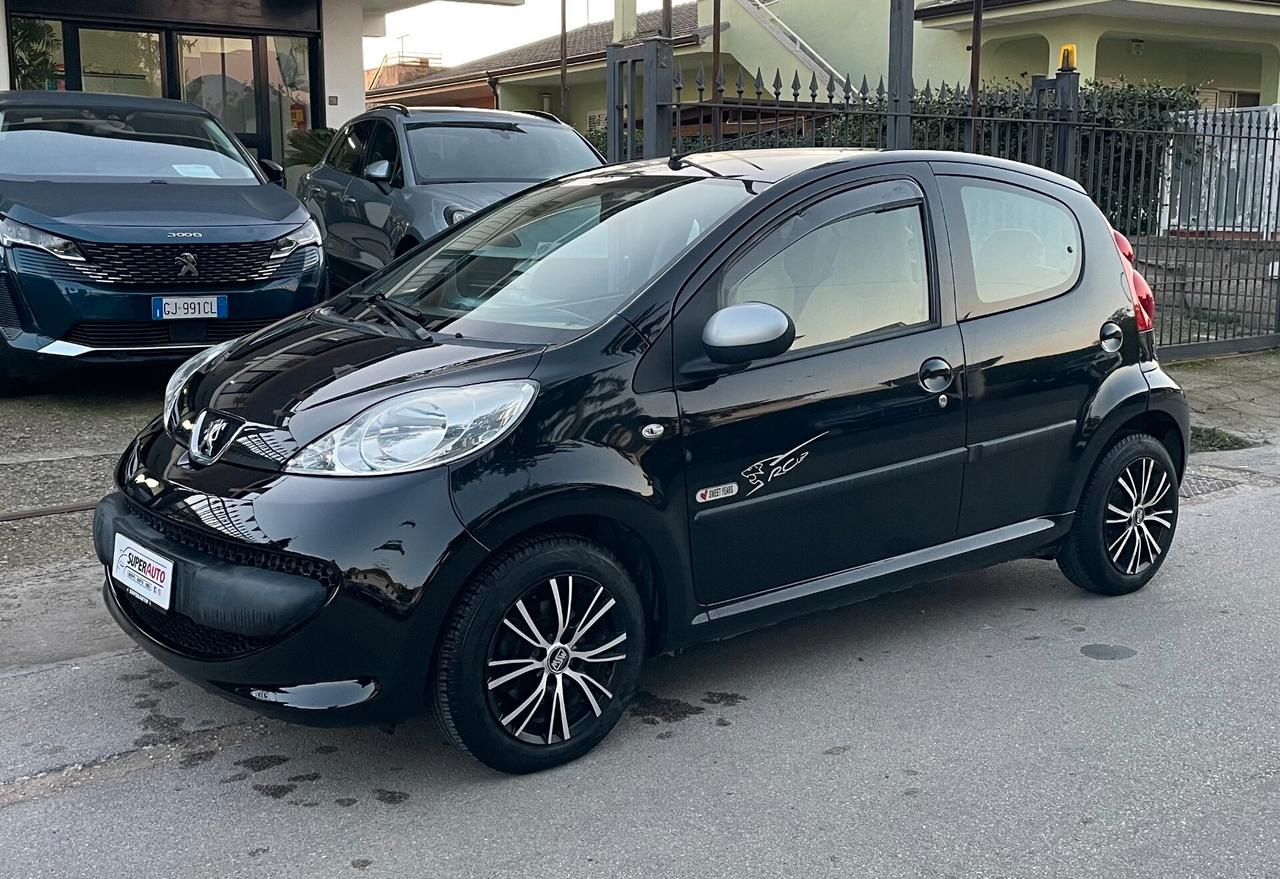 PEUGEOT 107 1.0 68CV 2Tronic SWEET YEARS 5p