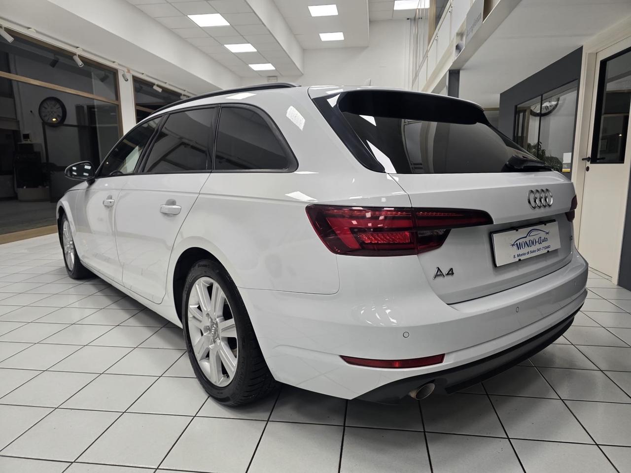 Audi A4 Avant 2.0 TDI 122 CV S tronic Design 2018