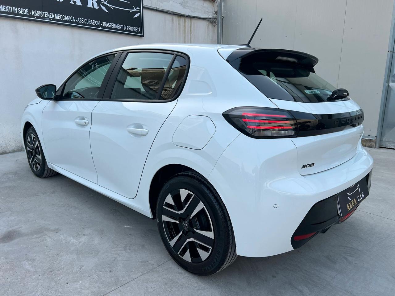 PEUGEOT 208 1.2 PURETECH 75CV 2025!!! COME NUOVA!!!