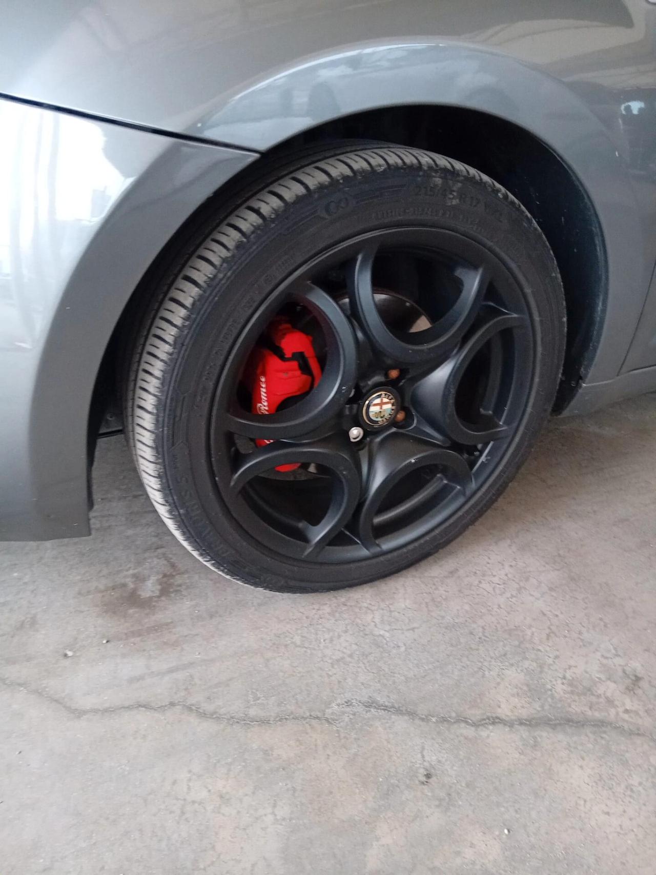 Alfa Romeo MiTo 1.4 T 120 CV GPL Distinctive Sport Pack