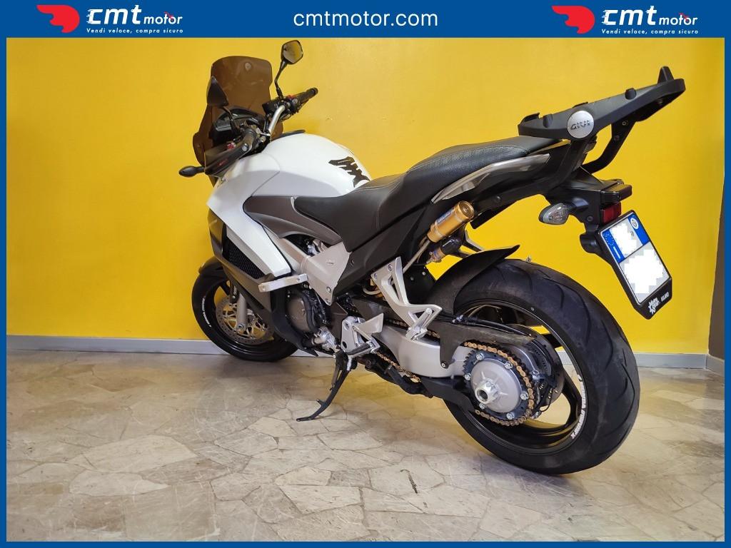 Honda Crossrunner - 2012