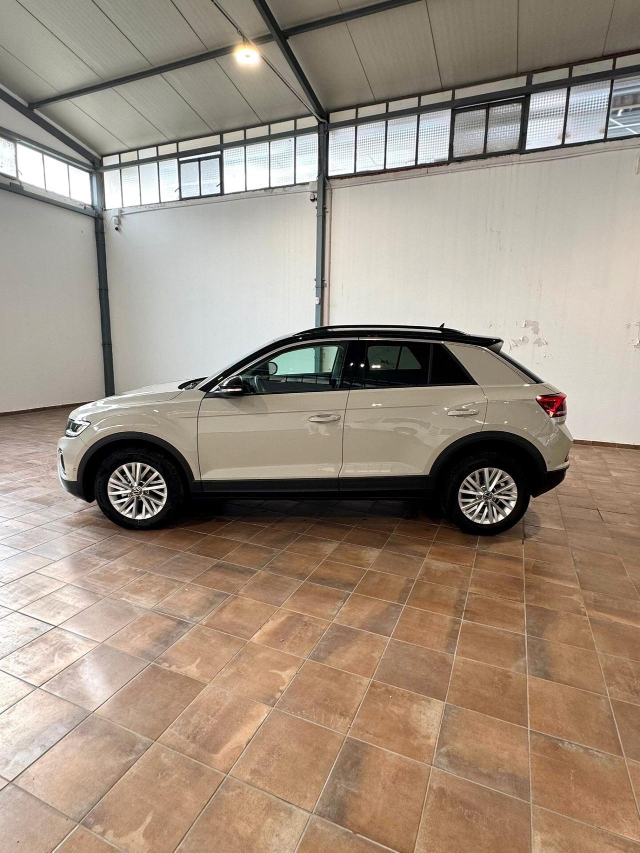 VOLKSWAGEN T-ROC 1.0TSI 115cv BENZINA
