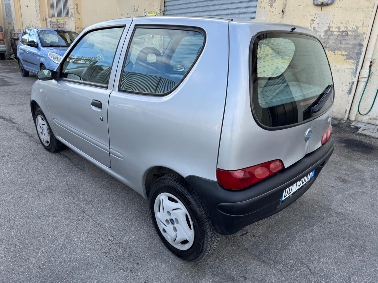 Fiat 600 1.1 Active