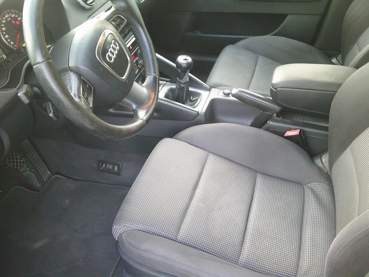 Audi A3 SPB 1.6 TDI 105 CV CR Ambition