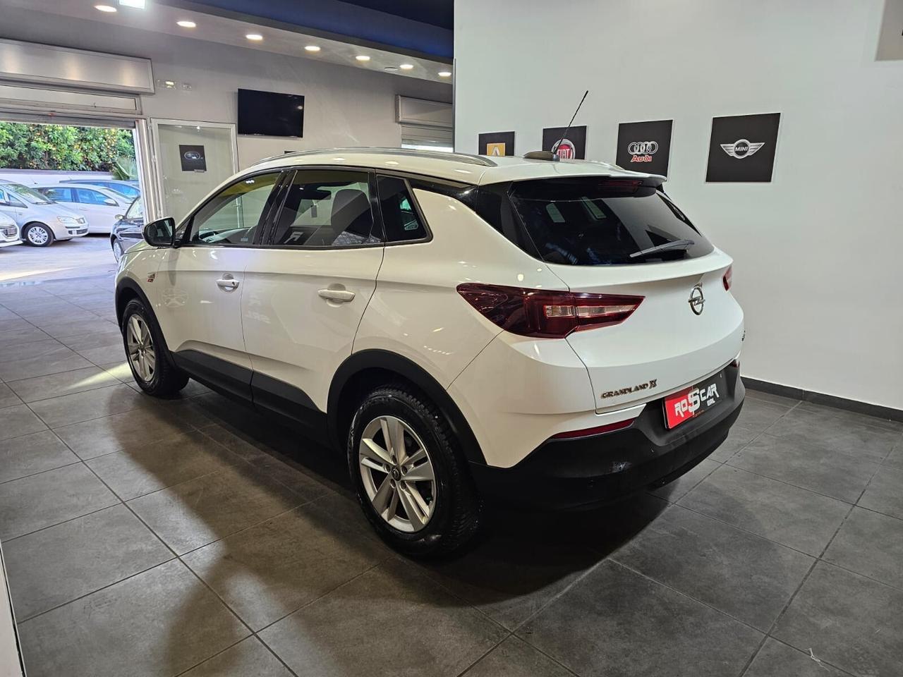 Opel Grandland X 1.6 diesel 120CV