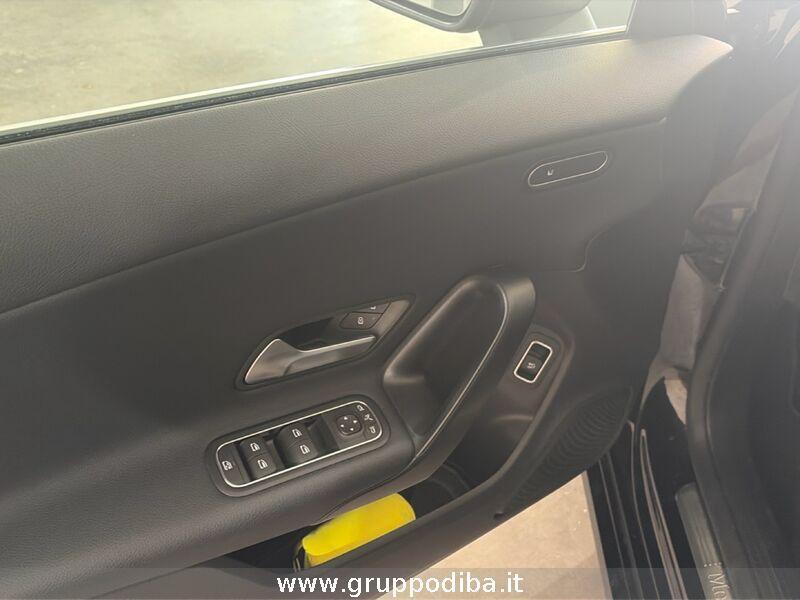 Mercedes-Benz CLA Sh.Brake - X118 2023 Shooting Brake 180 d Advanced auto