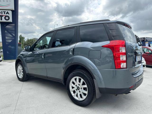 MAHINDRA XUV500 2.2 16V AWD W8 4x4
