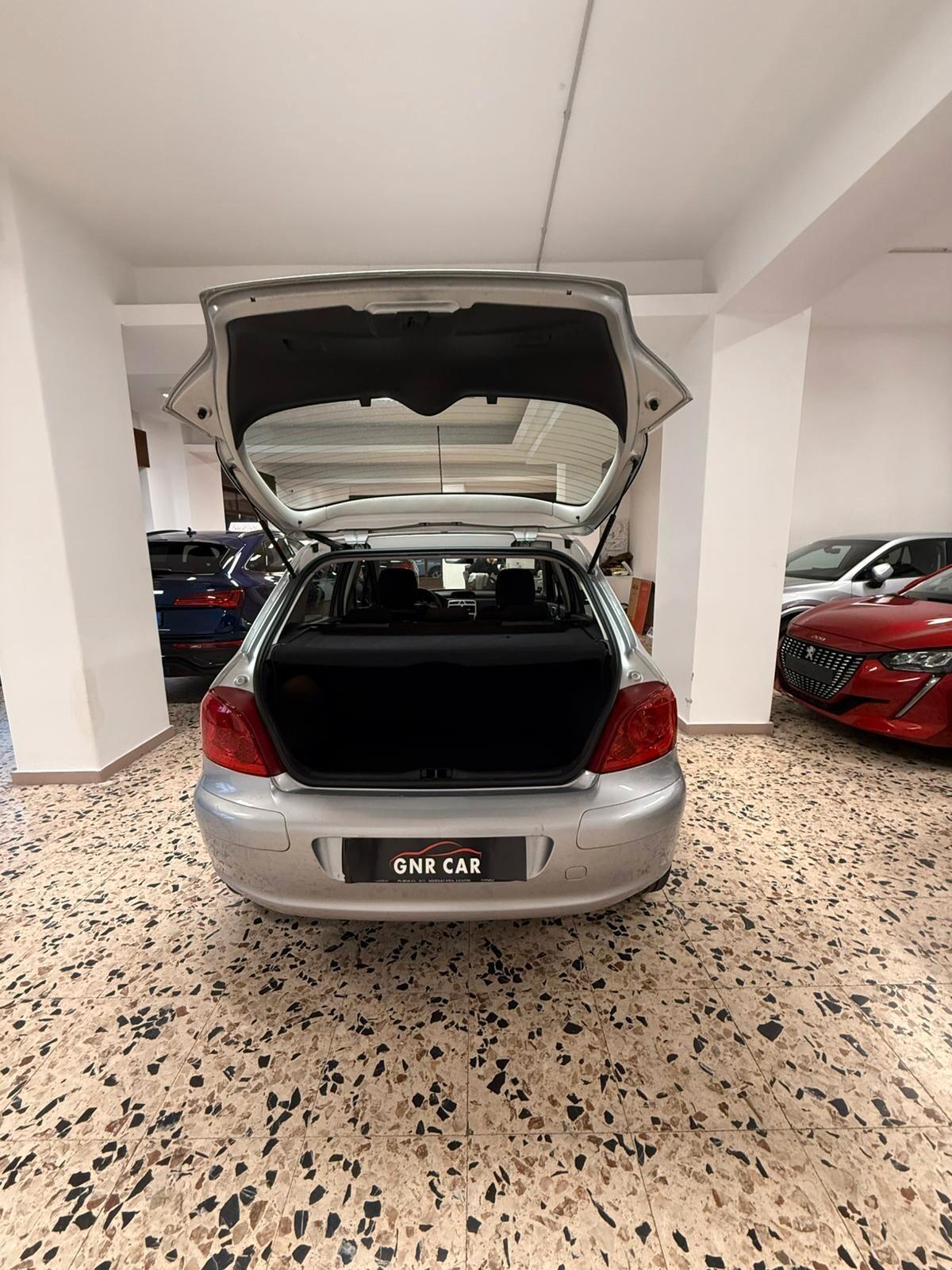 Peugeot 307 1.6 16V HDi FAP 90CV 5p. D-Sign