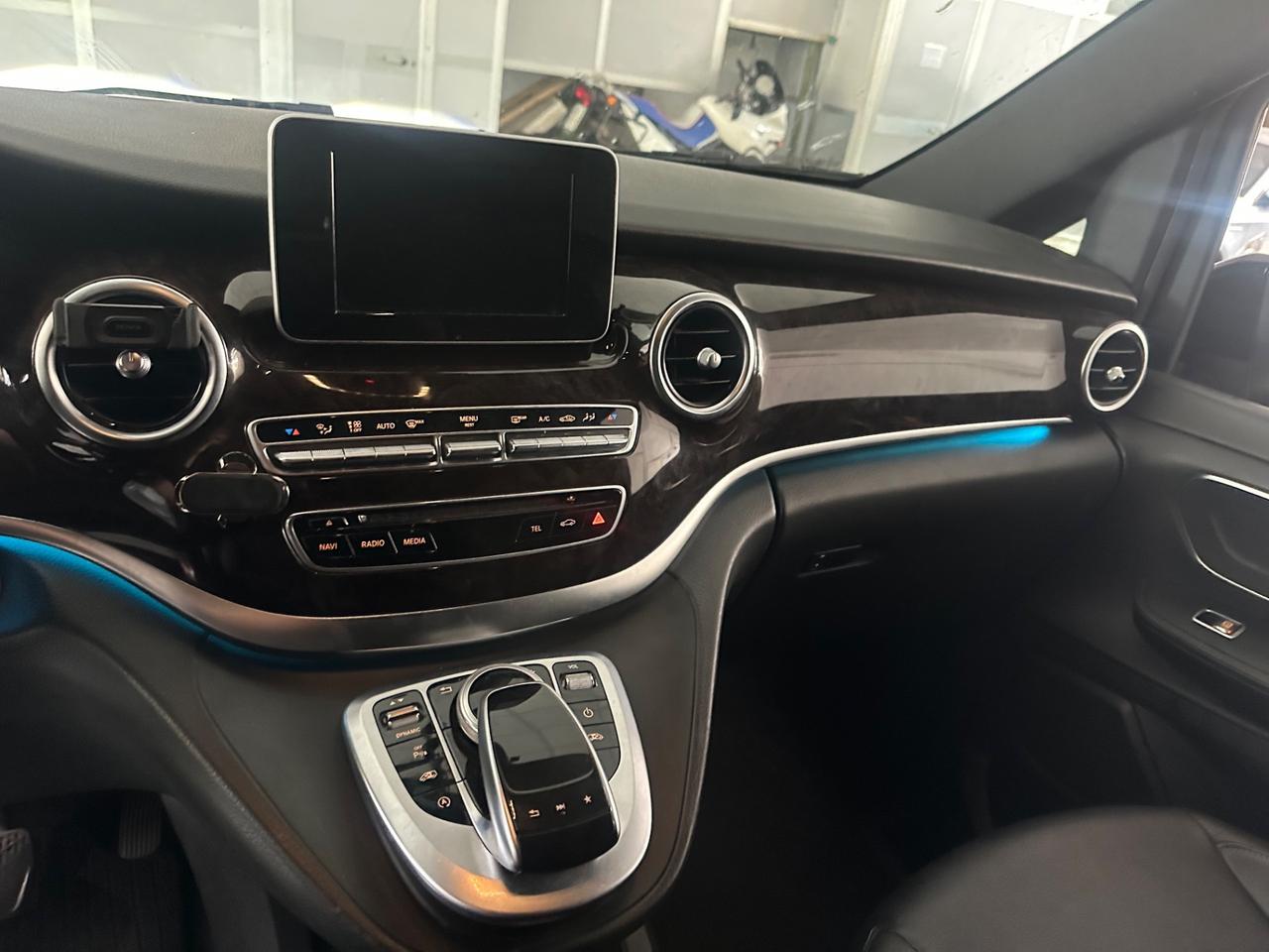 Mercedes-benz V 250 d Automatic Premium Extralong