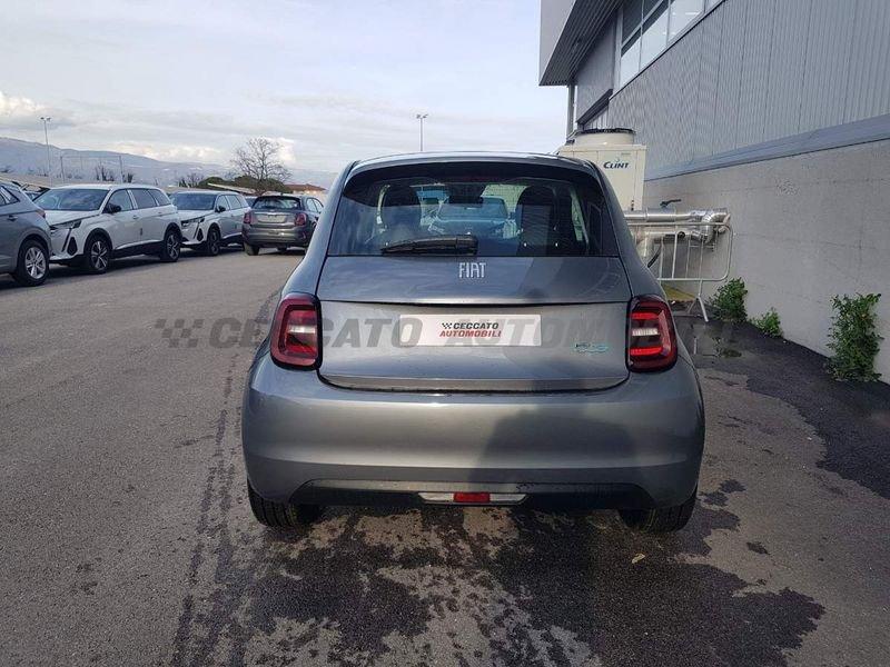 FIAT 500e LA NUOVA 500 42 kWh