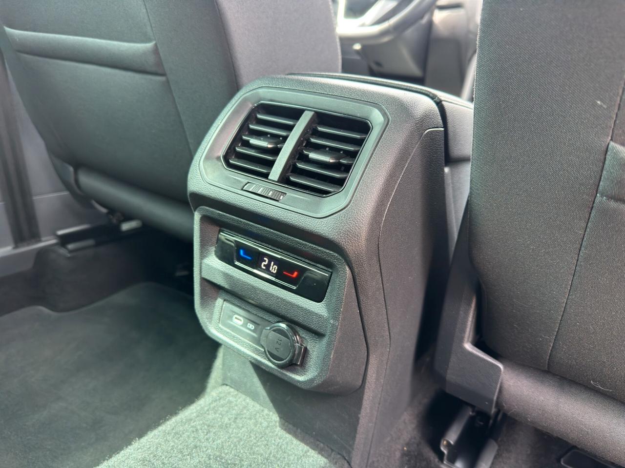 Volkswagen Tiguan 2.0 TDI 150 CV SCR DSG Elegance