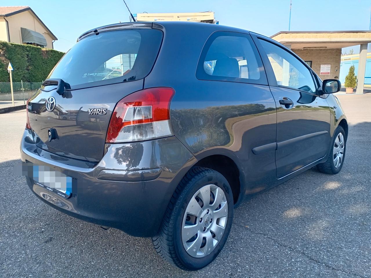 Toyota Yaris 1.0 3 porte