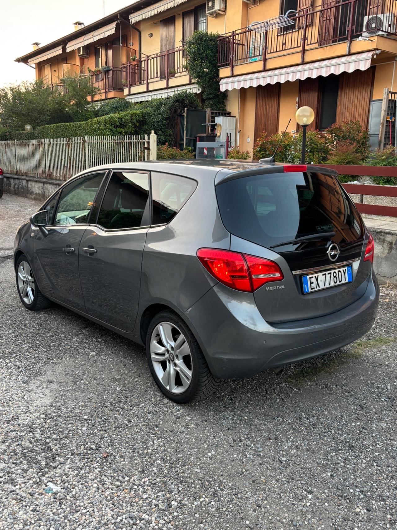 Opel Meriva 1.4 Turbo 120CV GPL Tech Design Edition