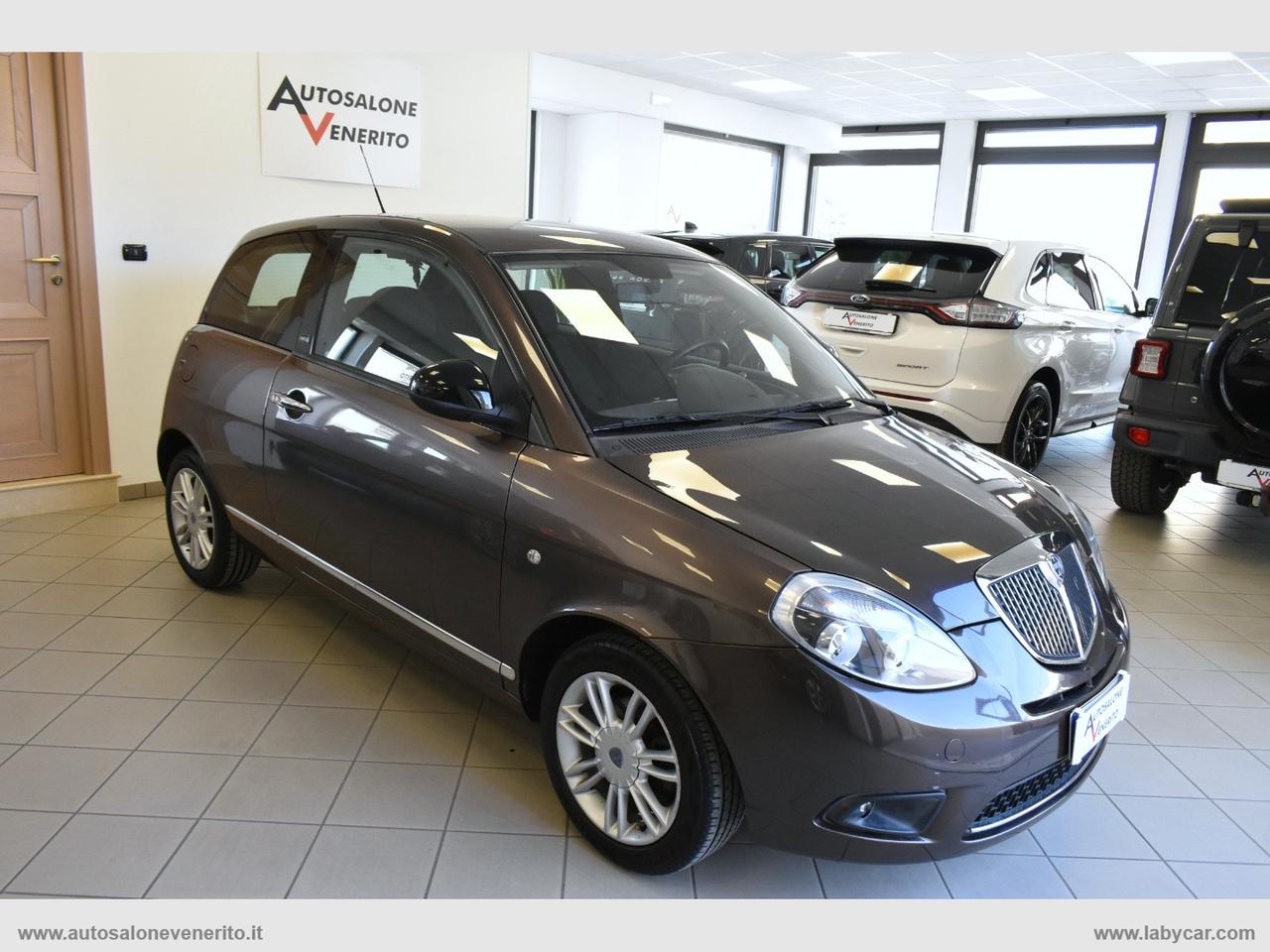 LANCIA Ypsilon 1.2 69 CV Unyca