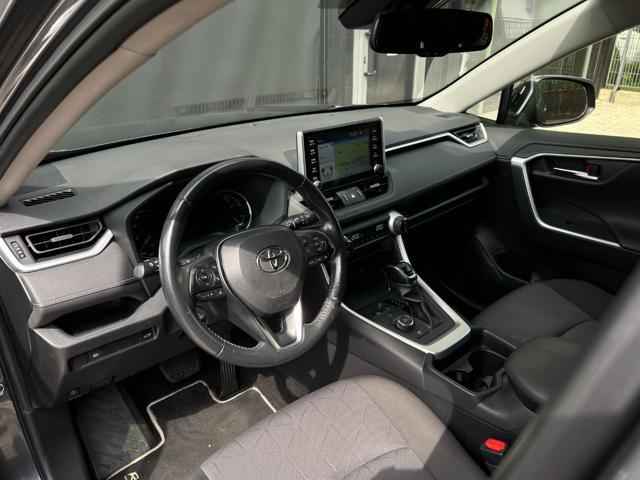 TOYOTA RAV 4 MY23 RAV4 2.5 HV (222CV) E-CVT AWD-i Business