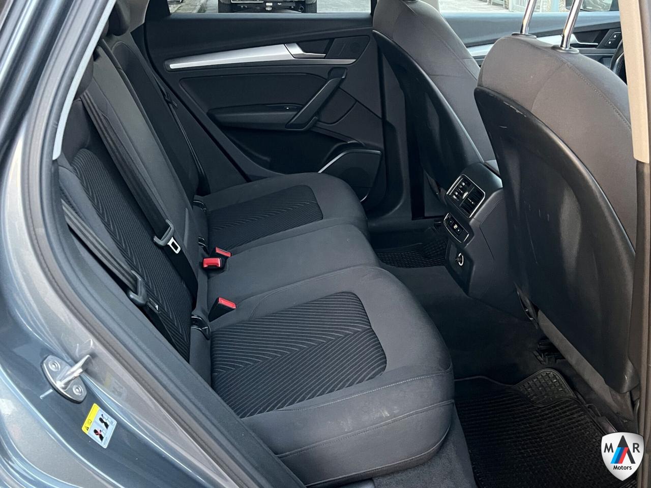 Audi Q5 40 TDI quattro S tronic Business Sport