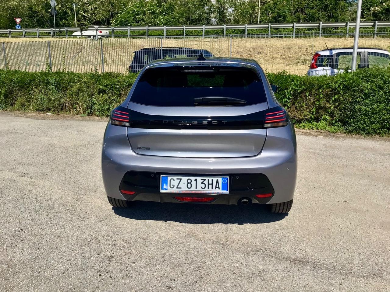 Peugeot 208 1.2 100cv Allure S&S