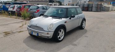 Mini 1.6 16V Cooper Chili GPL