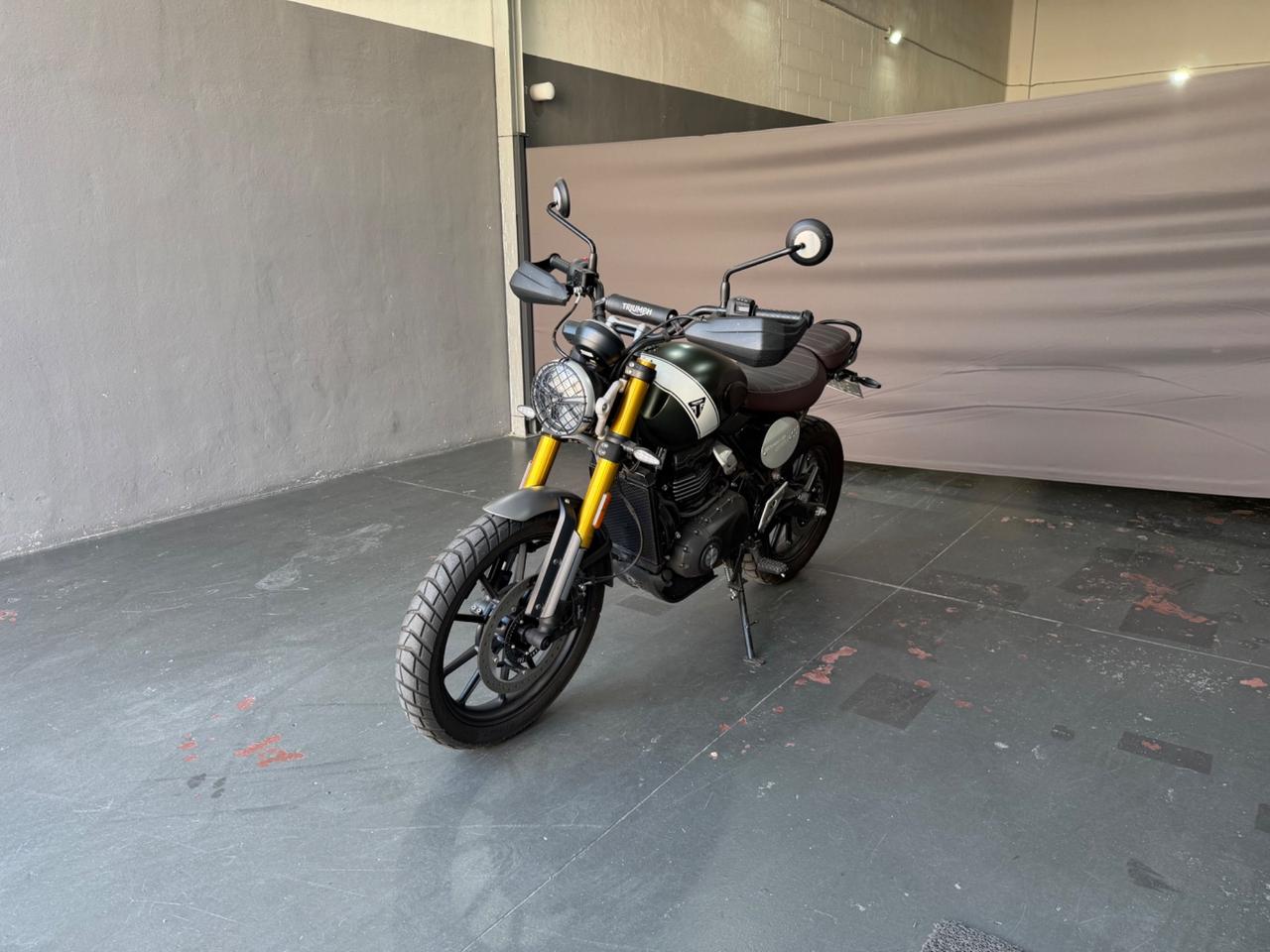 Triumph Scrambler 400 X400 MATT KHAKI GREEN