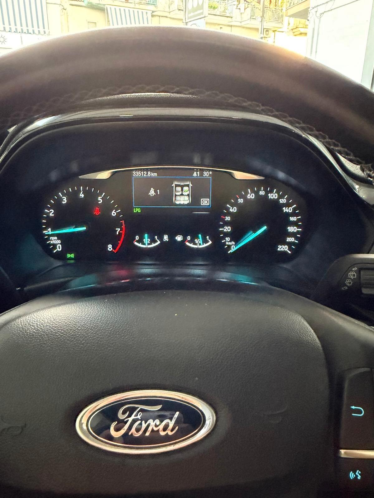 Ford Fiesta 1.1 75 CV GPL 5 porte Connect