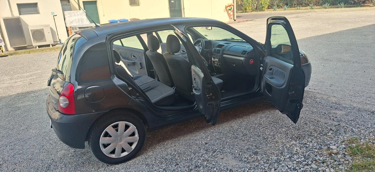 CLIO 1.2 5 PORTE FULL X NEOPATENTATI