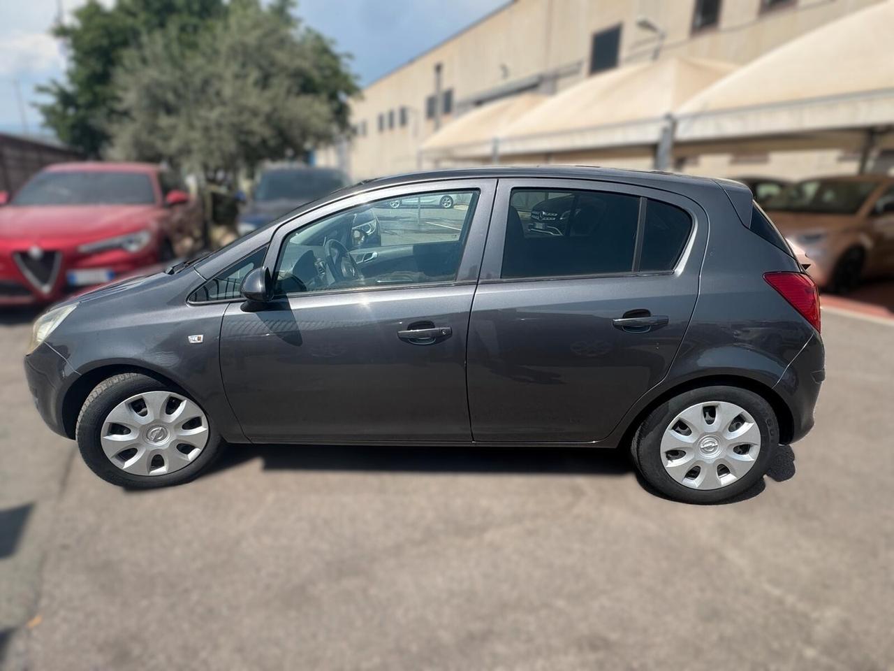 Opel Corsa 1.2 EDITION 2011