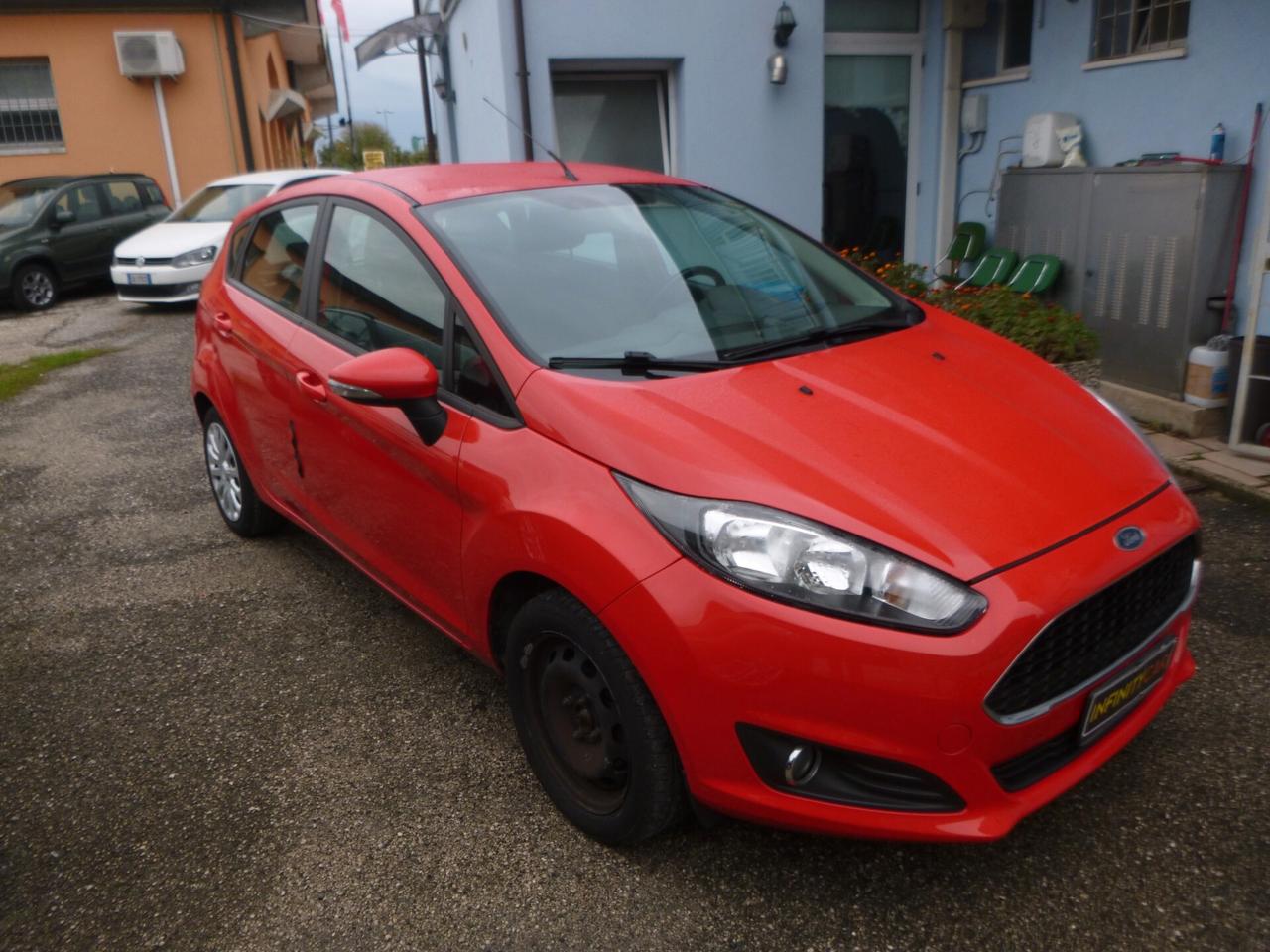 Ford Fiesta 1.5 TDCi 75CV 5 porte ST-Line