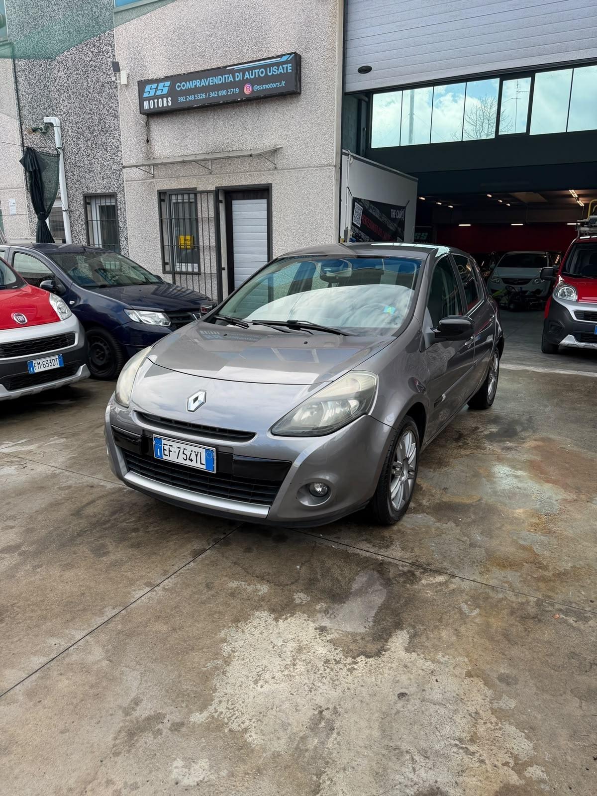 Renault Clio 1.2 16V 5 porte Luxe