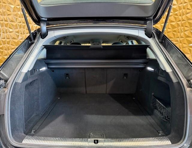 Audi A4 Avant 40 TDI quattro S tronic Business