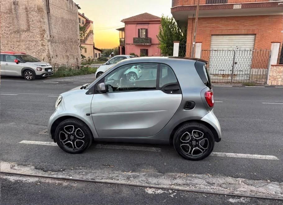 Smart ForTwo 70 1.0 twinamic AUTOMATICA - FULL OPT - SUPERPREZZO