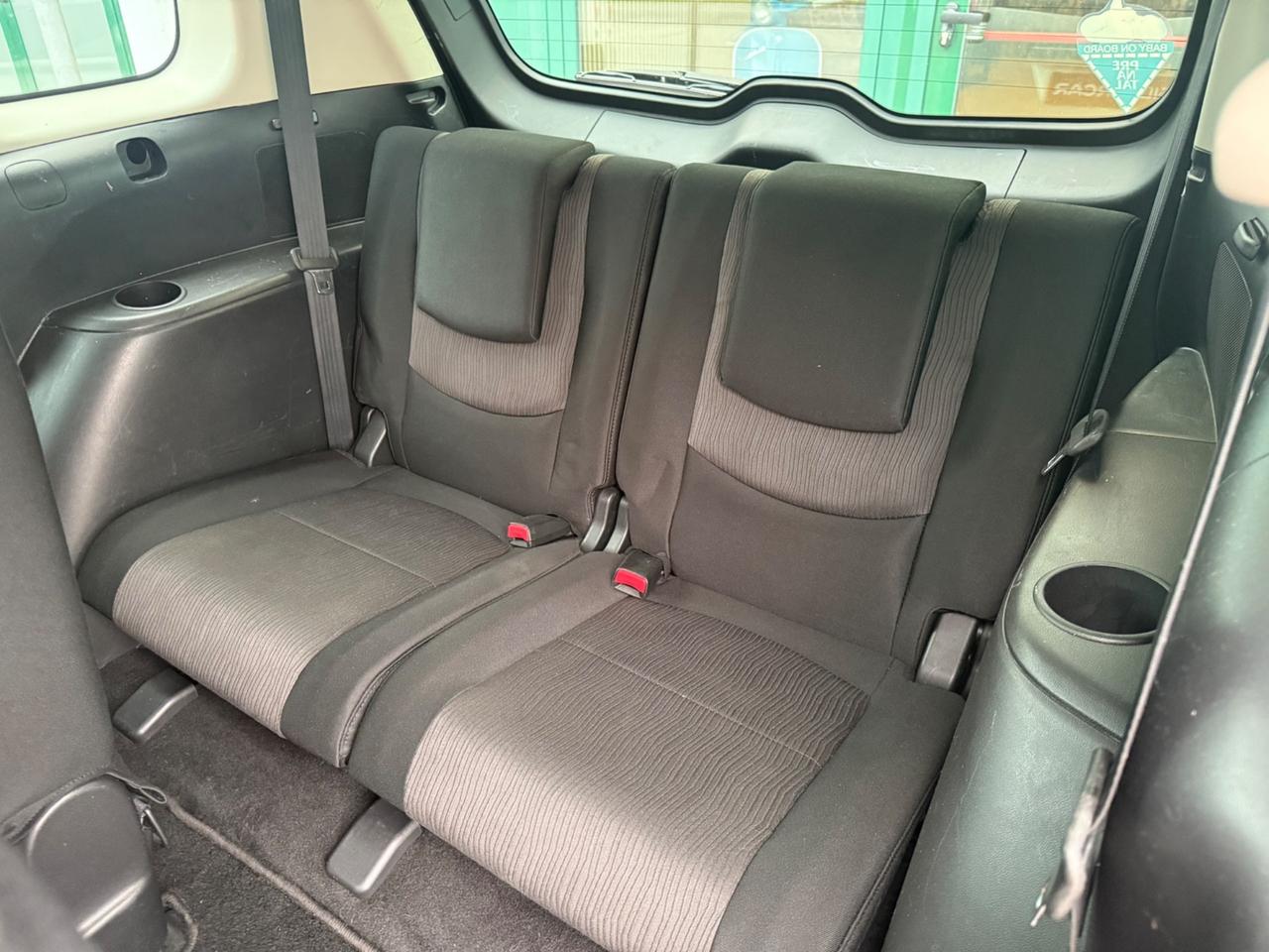 Mazda 5 - 7 POSTI