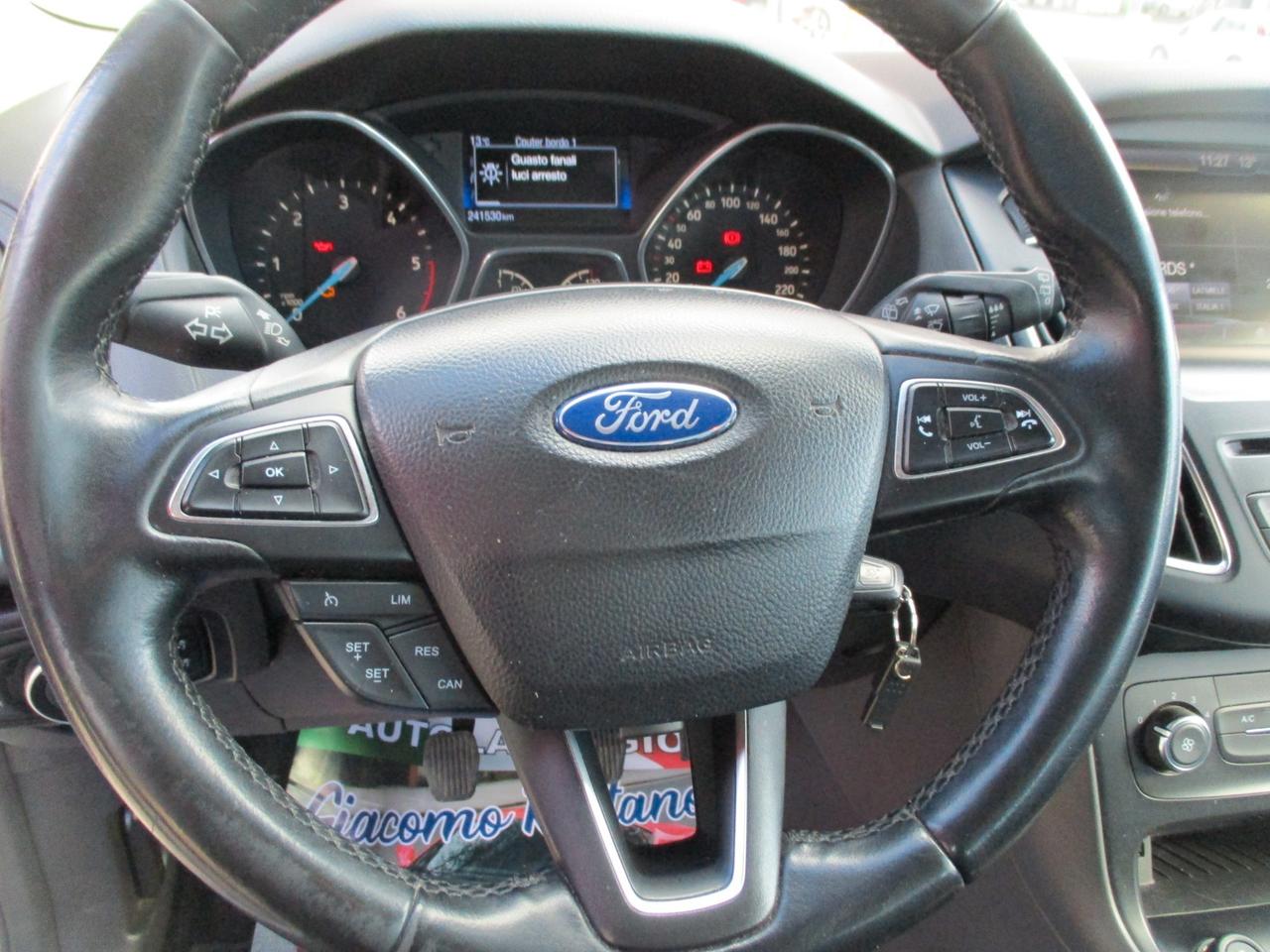 Ford Focus 1.5 TDCi SW FULL OPTIONAL 2015
