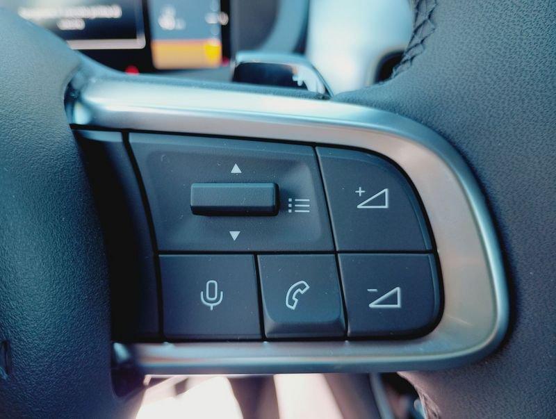 Jeep Avenger e-Hybrid 1.2 MHEV e-Hybrid Turbo Altitude
