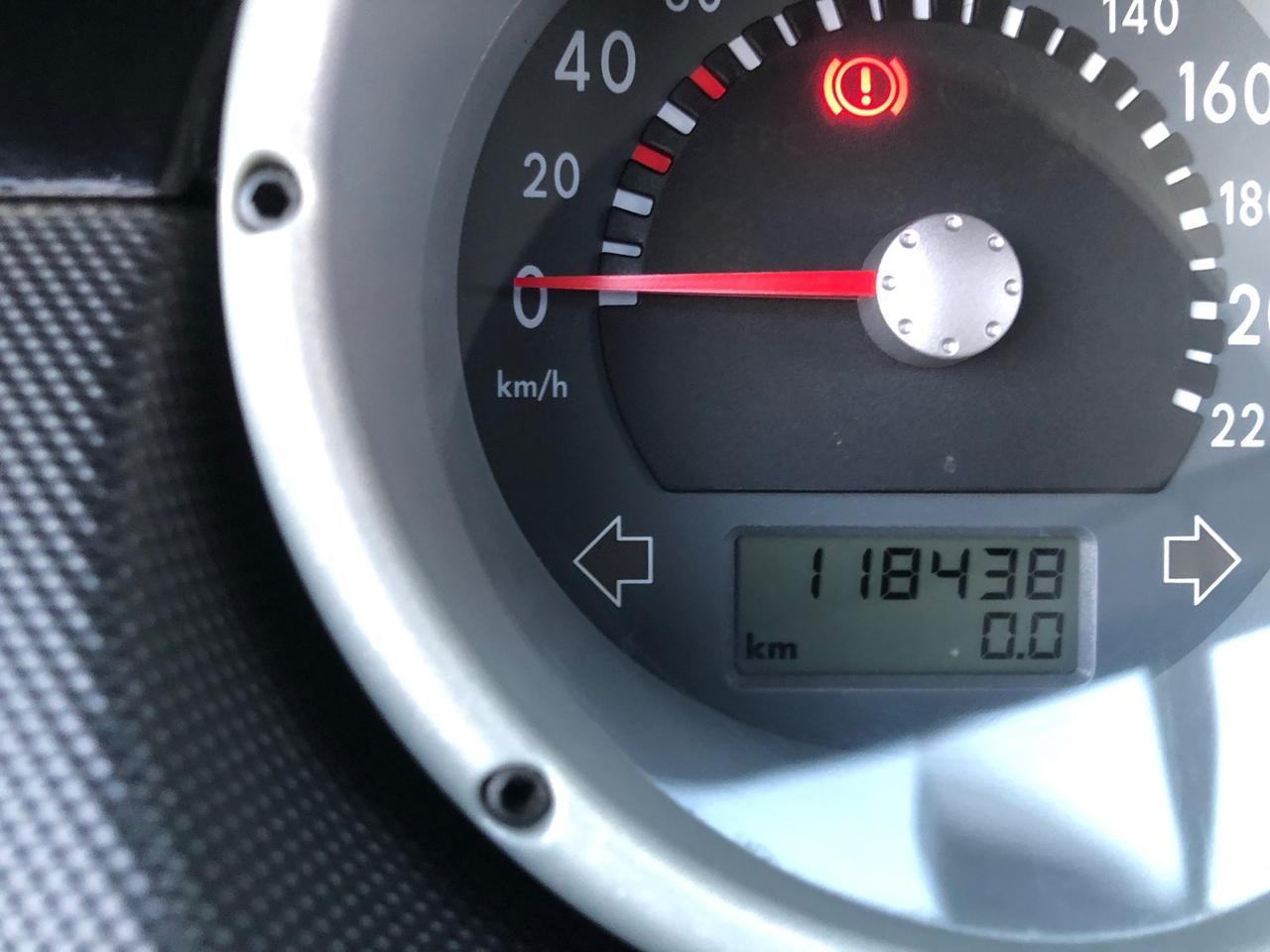 VOLKSWAGEN POLO 1.4 VINTAGE - KM 118000