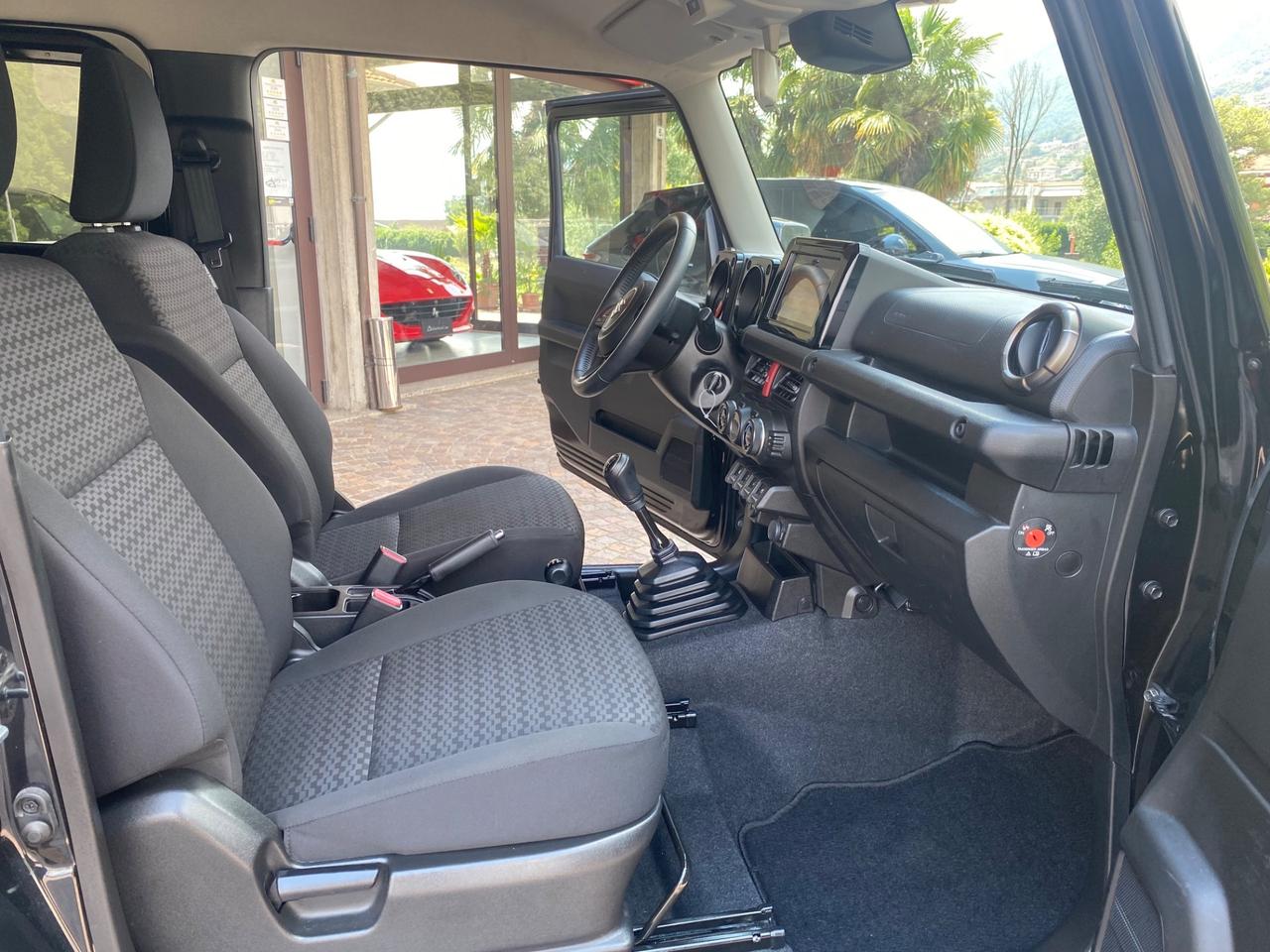 Suzuki Jimny 1.5 5MT Top 4 POSTI !!!