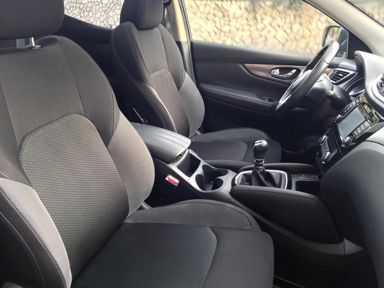 Nissan Qashqai 1.5 dCi 115 CV Tetto-Navi km certificati 1 proprietario