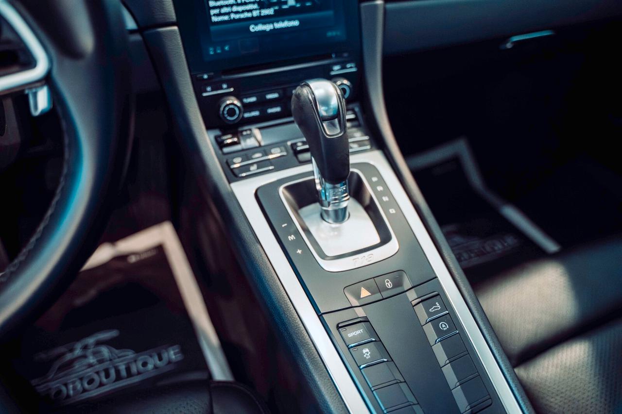 Porsche Cayman 718