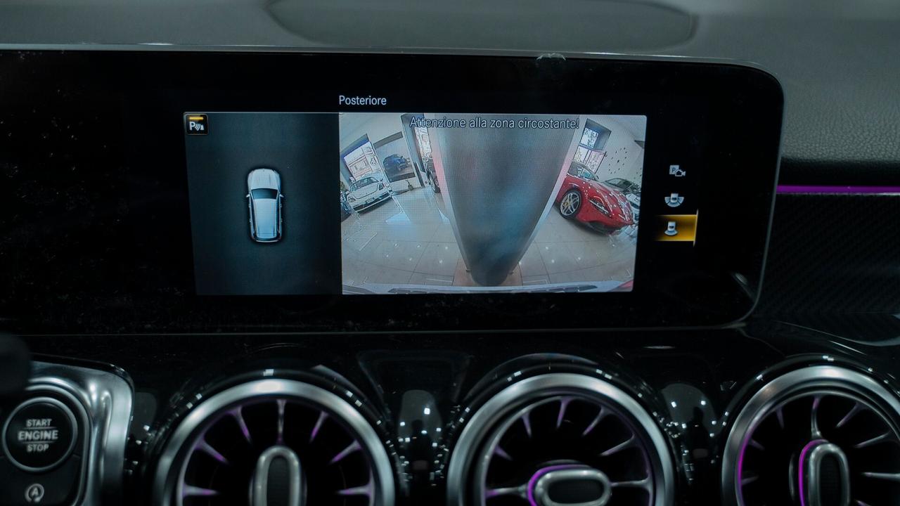 Mercedes-benz GLB 200 D PREMIUM PLUS AMG TETTO PACK LUCI XENO NAVI FULL OPTIONAL