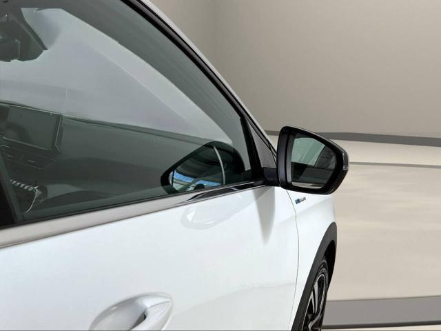 PEUGEOT 3008 Hybrid4 300 e-EAT8 GT