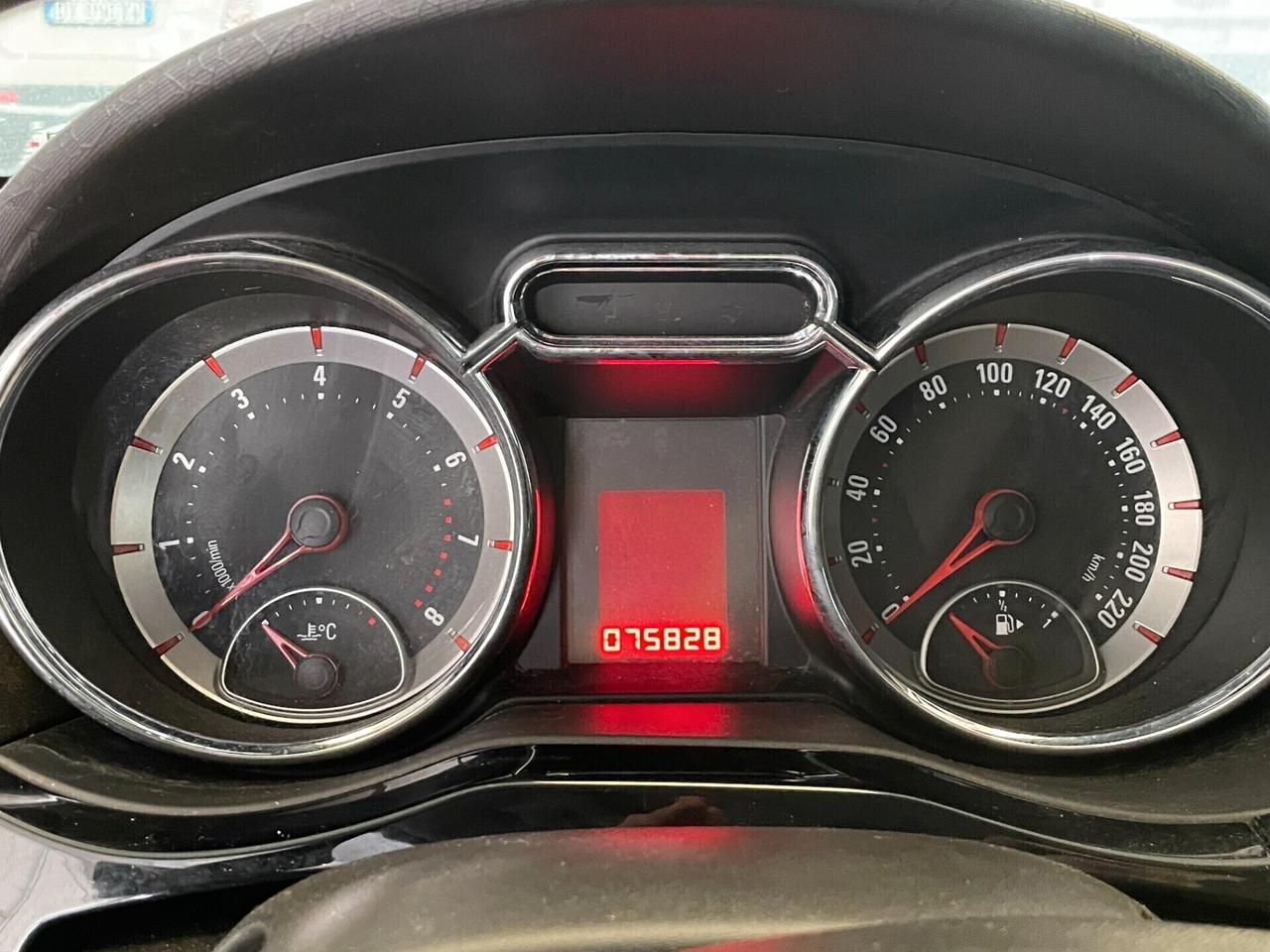 Opel Adam Rocks 1.2 70 CV Air