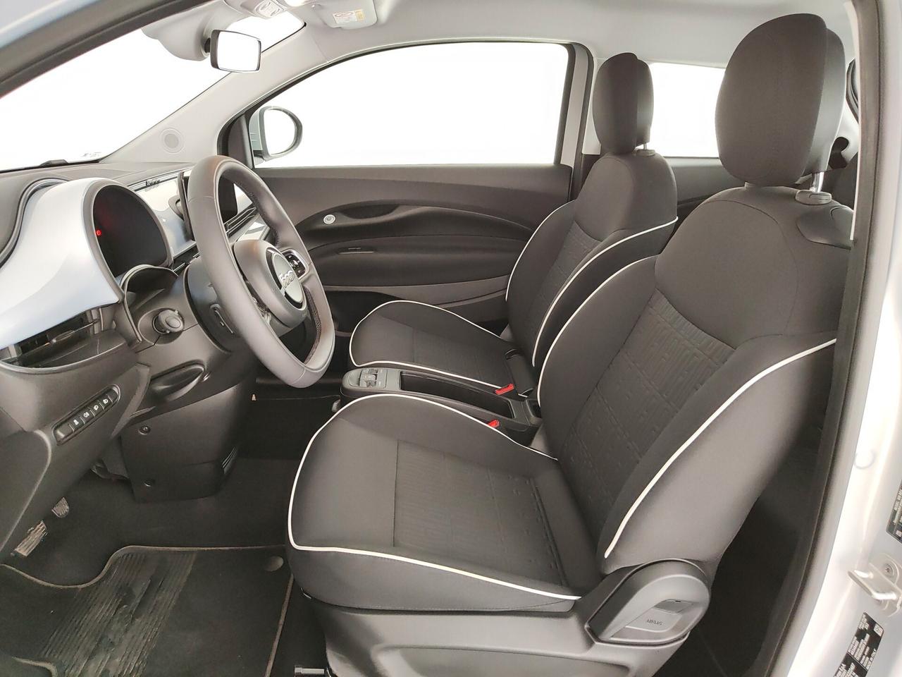 Fiat 500 500e Berlina